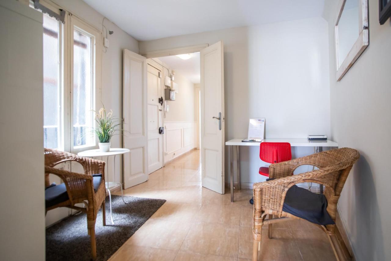 42Man1018 Centrally Located Flat In Sant Antoni Барселона Екстер'єр фото